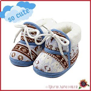 Infant Fleece Slippers Rubber Grip Bottom Moccasins Arctic Animals